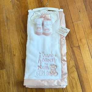 Baby Essentials Thank Heaven For LIttle Girls 30"x40" Pink Blanket Socks Headban